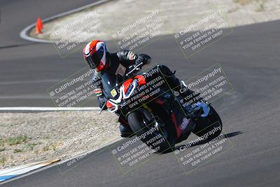 media/Sep-21-2025-TrackDaz (Sun) [[277c75b276]]/C Group/1140pm (Turn 3)/